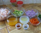 Foto del paso 1 de la receta: Ceviche de camarón y palta