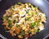 Foto del paso 2 de la receta: Revuelto de berenjena y pimientos verdes