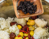 【老菜脯栗子銀耳甜湯】秋分節氣燉湯，秋燥必備甜湯的食譜步驟2照片
