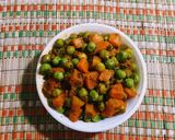 A picture of step 9 of Carrot Peas curry.