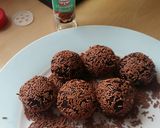A picture of step 4 of Vickys Easy Cake Truffles.