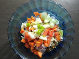 अंकुरित मूंग मटकी मिक्स सलाद (Sprouted Moong Matki mix Salad)