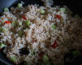 รูปขั้นตอนการทำที่ 3 ของ ข้าวผัดพริกก้านคะน้าปลาเค็ม
