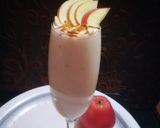 A picture of step 2 of Apple and Almond smoothie.