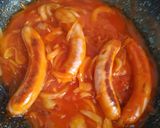 Foto del paso 2 de la receta: Longanizas en salsa
