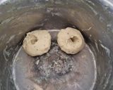 A picture of step 3 of Sarevda papdi.