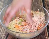 A picture of step 1 of Maggi pakoda.