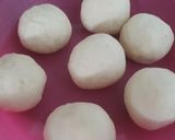 Foto langkah ke 6 dari resep Donat lembut dan empuk takaran Sendok.