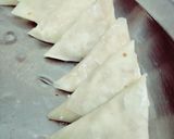 A picture of step 4 of Make and freeze aloo k samosay.