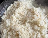 A picture of step 1 of Chicken with rice and vegetables.