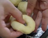 Foto langkah ke 5 dari resep Donat.