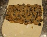 A picture of step 7 of Lardy  Cake.