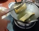 A picture of step 2 of Spring Rolls.
