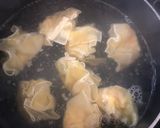 Foto langkah ke 4 dari resep Sup Wonton Ayam.
