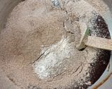 Foto langkah ke 2 dari resep Fudgy Brownies Shiny Crust.