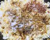 A picture of step 4 of Egg keema rolls.