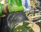 Foto langkah ke 3 dari resep Matcha Burnt Cheesecake.