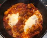 A picture of step 6 of Shakshuka with Sausage.