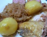 Une image de l'étape 6 de Pintade et Morteau en choucroute.