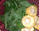 Foto langkah ke 1 dari resep Sayur Bayam Bening Simple.