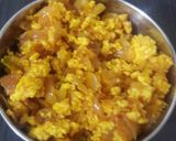 A picture of step 3 of Paneer bhurji.
