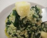 Foto del passaggio 3 della ricetta Risotto con spinaci e pecorino