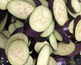 Hình bước làm 2 của món Gỏi bò cà tím