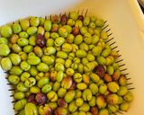 A picture of step 4 of 🫒💚 Homemade Lebanese pickled green olives - Zeytoun Akhdar.