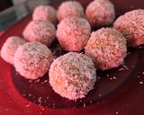 Foto del paso 3 de la receta: Trufas de avena y coco💪🏻