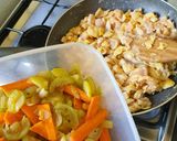 Kínai chilis csirke pirított tésztával 🥡 recept fázis 4 fotója