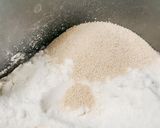 超簡單０技巧の不一樣的港式腸仔包（焗爐）的食譜步驟3照片