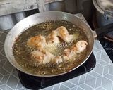 Foto langkah ke 1 dari resep Ayam Masak Habang Khas Banjarmasin.