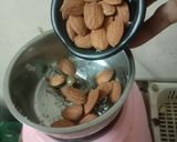நட்ஸ் வீல் ரோல் ஸ்வீட்(nuts wheel roll recipe in tamil) ரெசிபி ஸ்டேப் 2 புகைப்படம்