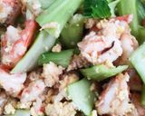 Gambar langkah 7 resipi Nasi Goreng Thai (Khao Pad).