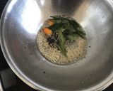 A picture of step 1 of Makai No Chino/ Makai No Chevdo/ Makai Ni Khichdi/ Hot Corn Snack.