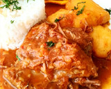 Foto del paso 4 de la receta: Sobrebarriga en salsa criolla🍖