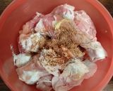 Foto langkah ke 2 dari resep Ayam Goreng Kipas.