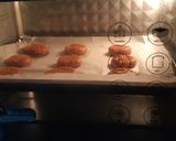 Foto langkah ke 3 dari resep Peanut butter cookies 3 bahan (cookies dari selai kacang).