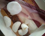 A picture of step 2 of Jhinuk kheer.