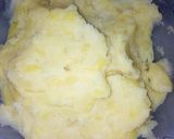 A picture of step 1 of Potatoe balls.
