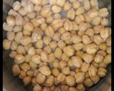 A picture of step 1 of Fried and flavoured Chickpeas.