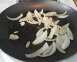 Foto del paso 2 de la receta: Pechuga de pollo a la mostaza (Dijon)