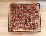 Foto del passaggio 11 della ricetta Chocolate Pecan Tart