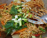 Foto langkah ke 4 dari resep Mie Lodeh.