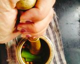 A picture of step 3 of THECHA (Kolhapur Thecha).