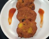 A picture of step 2 of Aloo tikki.