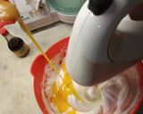 Foto del paso 2 de la receta: Bizcochuelo de vainilla