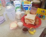 Foto langkah ke 1 dari resep Puding Roti Susu Zebra.