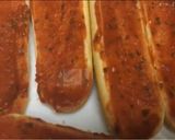A picture of step 2 of Pizza buns.