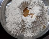 A picture of step 5 of Poori sagu and chapathi.